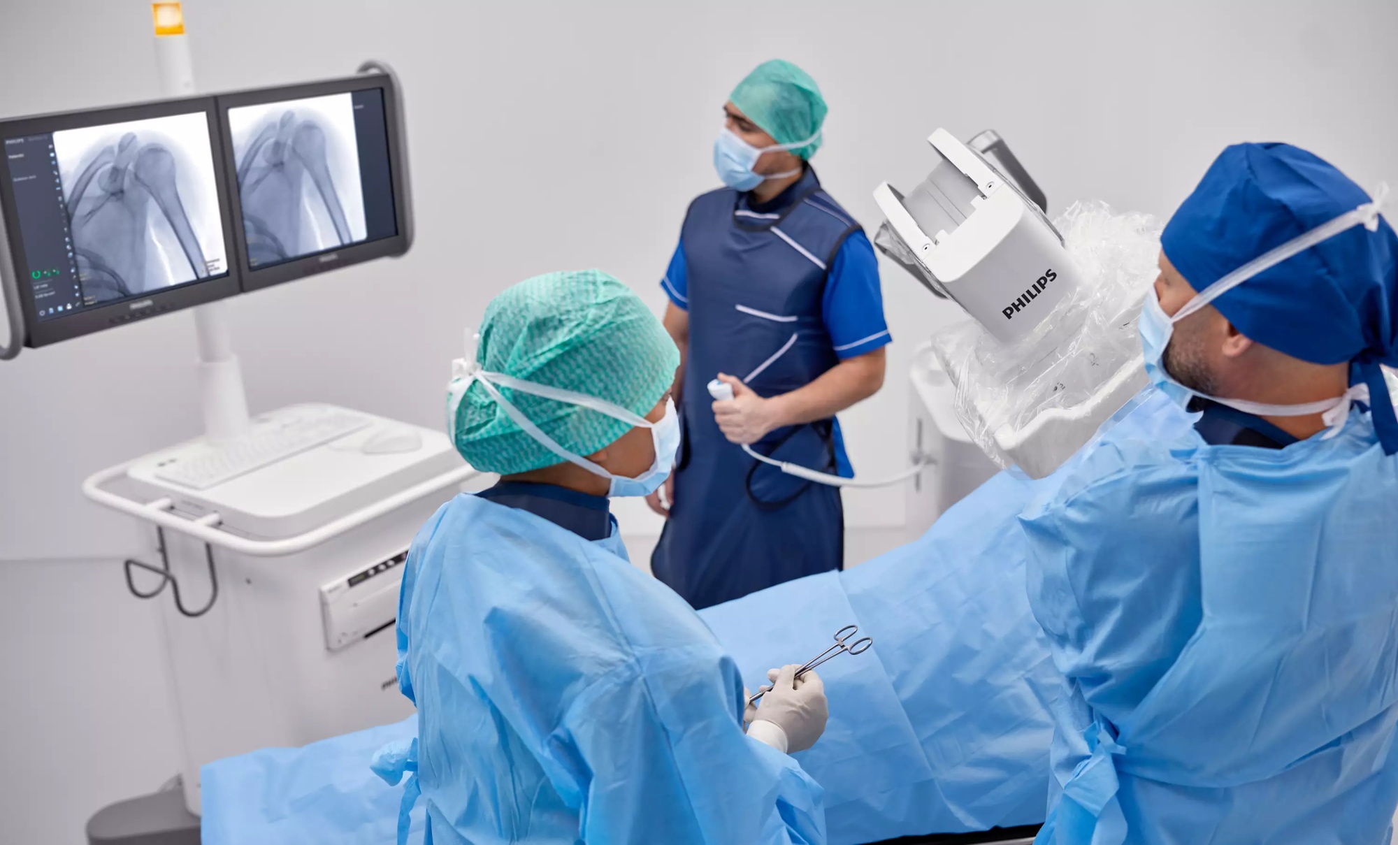 Мобильная C-дуга Philips Zenition 10 с плоским детектором