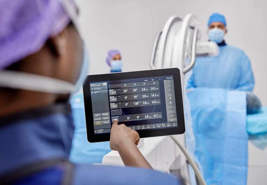 Мобильная C-дуга Philips Zenition 30 с плоским детектором