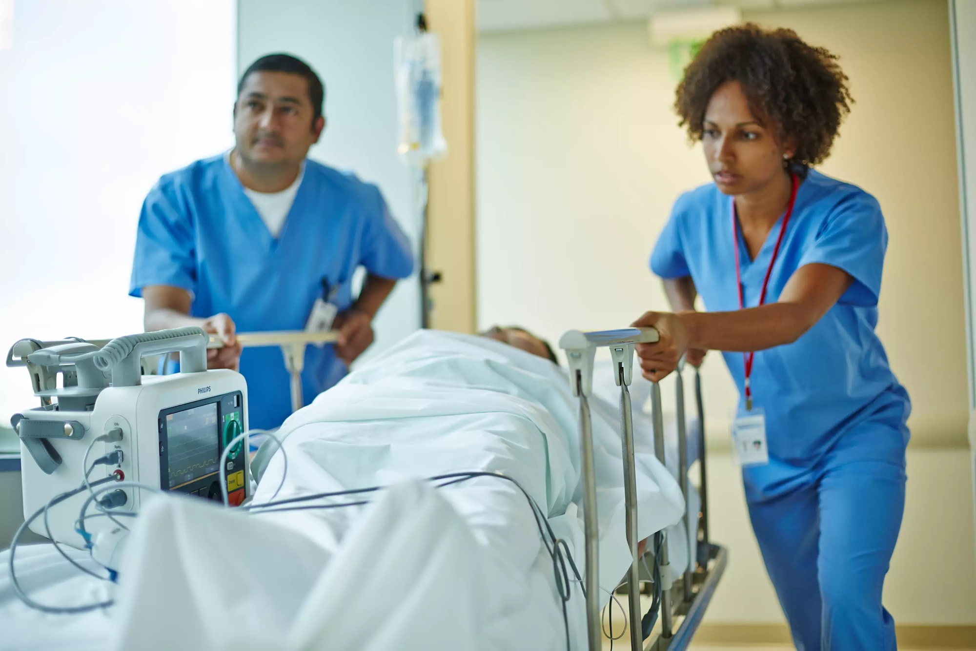 Дефибриллятор-монитор для реанимации Philips Efficia DFM100